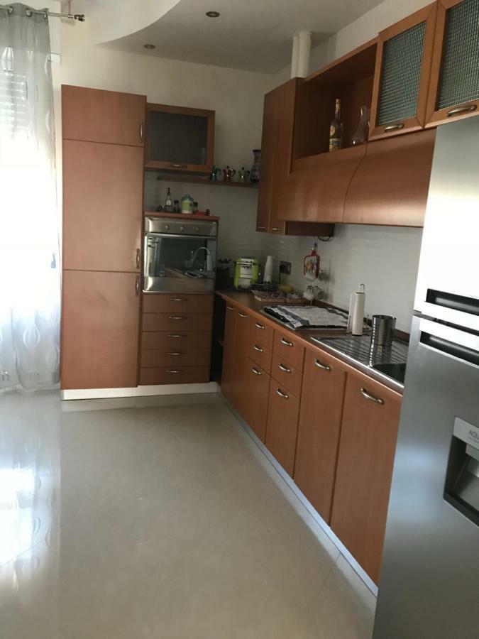 B&B Appartamento Anna Bologna Bagian luar foto